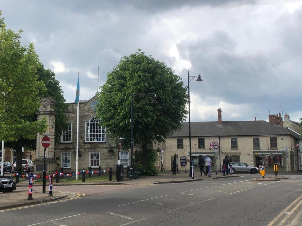 Dease Manor Daire Higham Ferrers Dış mekan fotoğraf