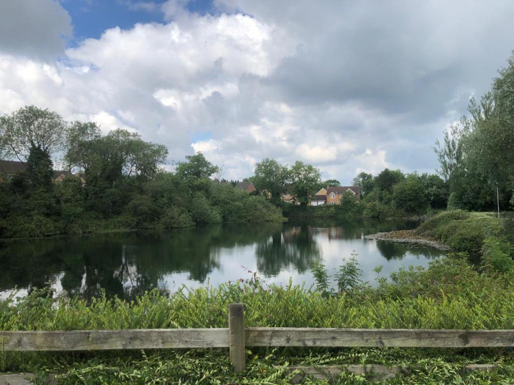 Dease Manor Daire Higham Ferrers Dış mekan fotoğraf